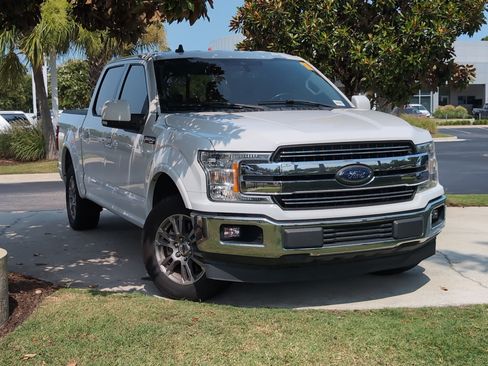 Used 2020 Ford F150 Lariat RWD image 2