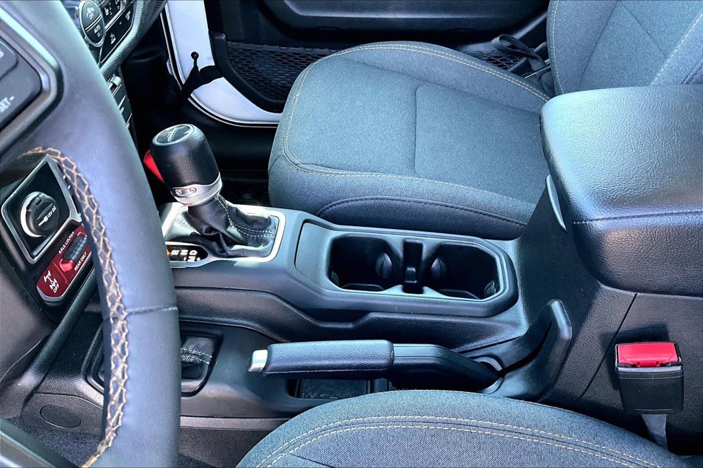 Used 2024 Jeep Gladiator Sport AWD/4WD image 21