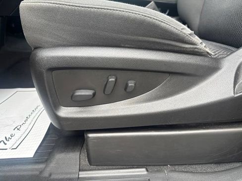 Used 2019 GMC Sierra 1500 SLE w/ SLE Value Package AWD/4WD image 17