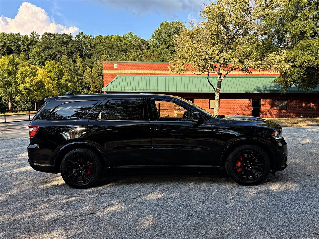 Used 2018 Dodge Durango SRT w/ SRT Interior Appearance Group AWD/4WD image 4