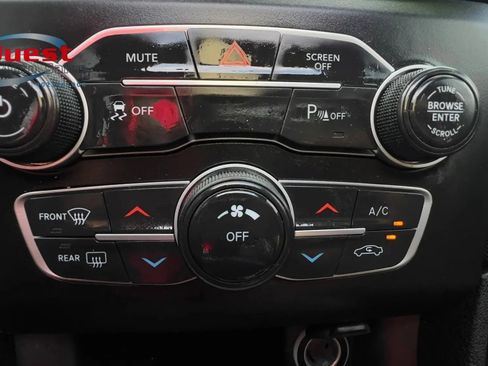 Used 2023 Dodge Charger SXT w/ Blacktop Package RWD image 51