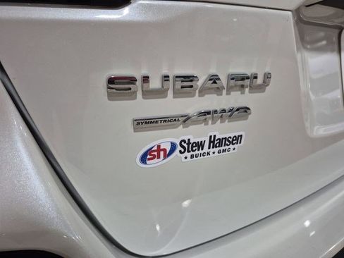 Used 2025 Subaru Outback Premium AWD/4WD image 33