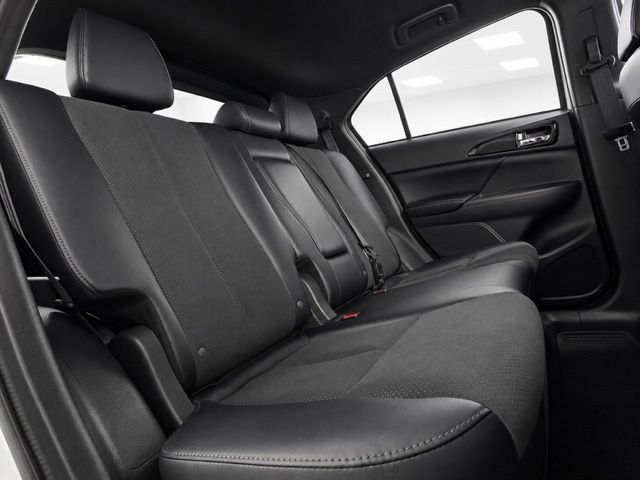 Used 2025 Mitsubishi Eclipse Cross AWD image 22