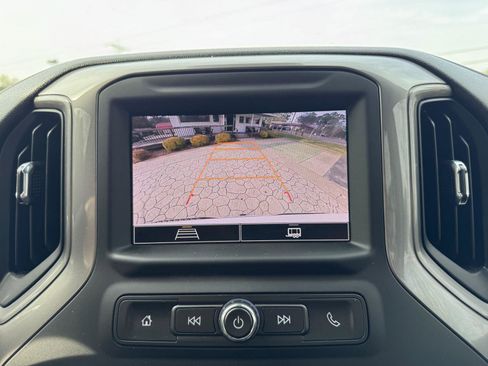 Used 2023 Chevrolet Silverado 1500 Custom image 22