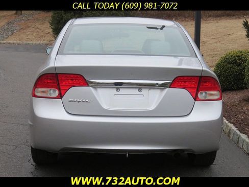 Used 2010 Honda Civic LX image 32