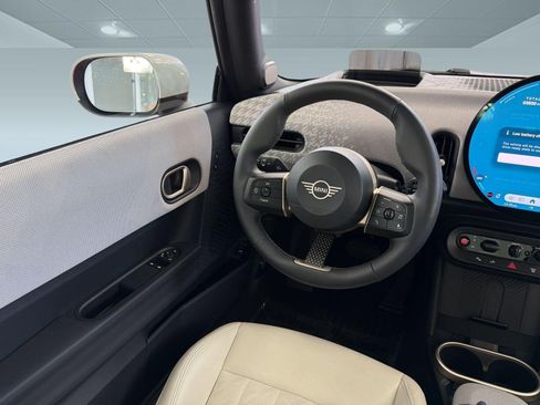 Used 2025 MINI Cooper S FWD image 29