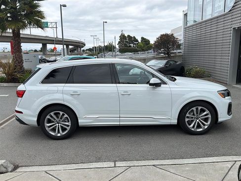 Used 2026 Audi Q7 3.0T Premium Plus w/ Premium Plus Package AWD/4WD image 5