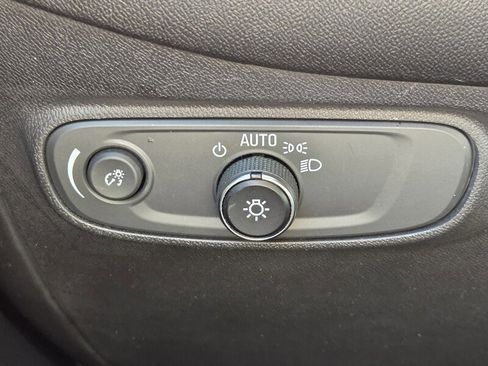 Used 2022 Chevrolet Equinox LT image 21