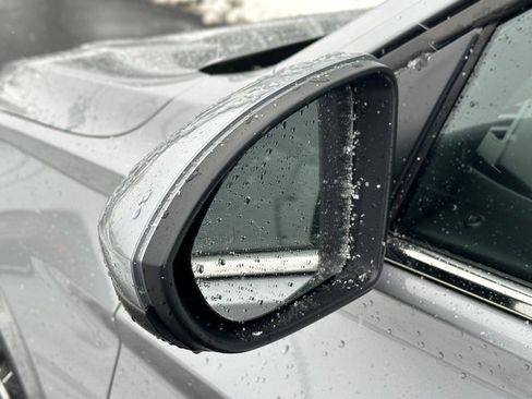 Certified 2025 Volkswagen Jetta SE image 10