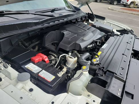Used 2023 Nissan Titan PRO-4X w/ Pro-4x Convenience Package AWD/4WD image 37