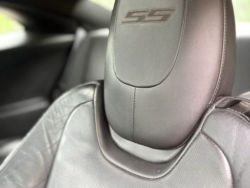 Used 2013 Chevrolet Camaro SS RWD image 14