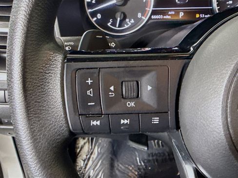 Used 2021 Nissan Rogue SV AWD/4WD image 14