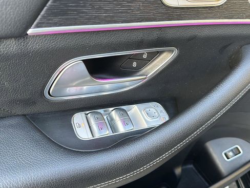 Used 2023 Mercedes-Benz GLE 450 4MATIC image 28