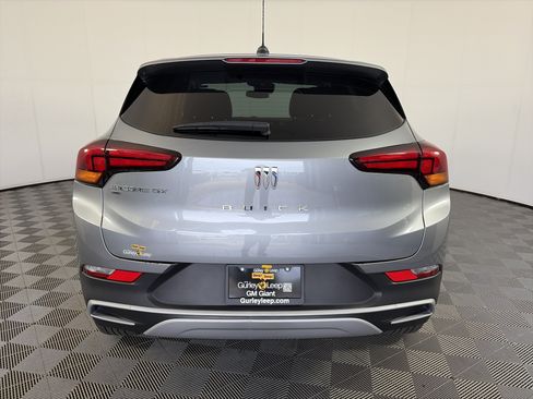 Used 2025 Buick Encore GX Preferred AWD/4WD image 9