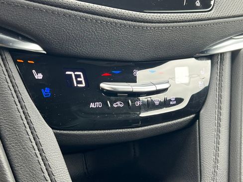 Certified 2024 Cadillac XT5 Premium Luxury AWD/4WD image 29