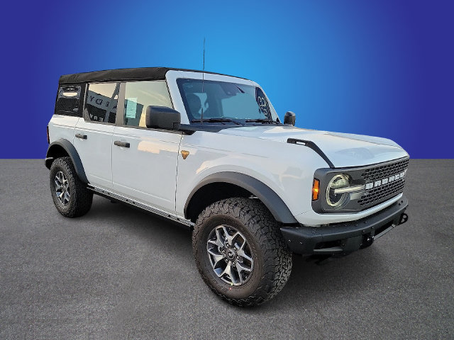 Used 2023 Ford Bronco Badlands AWD/4WD image 2