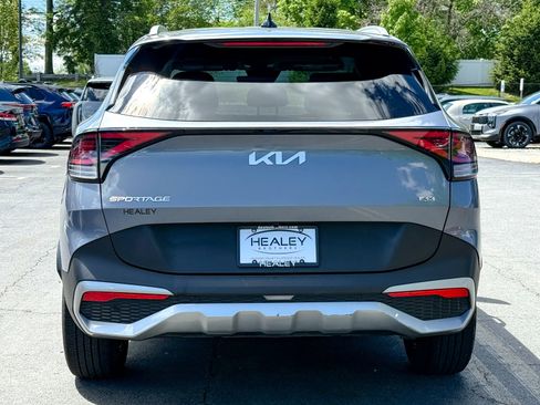 Certified 2023 Kia Sportage EX AWD/4WD image 7