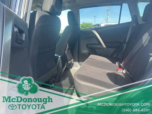 Used 2013 Toyota RAV4 XLE FWD image 7