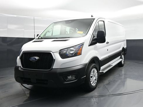 Certified 2025 Ford Transit 250 Low Roof w/ Exterior Upgrade Package RWD image 45