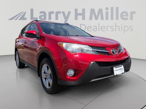Used 2014 Toyota RAV4 XLE AWD/4WD image 7