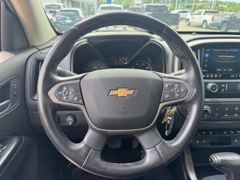 Used 2021 Chevrolet Colorado Z71 AWD/4WD image 24