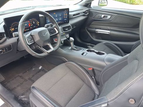Used 2024 Ford Mustang GT RWD image 8