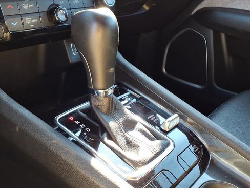 Used 2024 Jeep Compass Latitude image 15