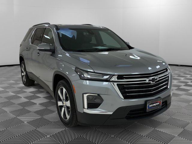 Certified 2023 Chevrolet Traverse LT w/ LT Premium Package AWD/4WD image 7