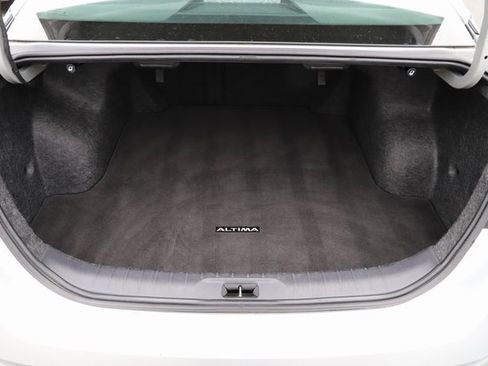 Used 2023 Nissan Altima 2.5 SV image 7