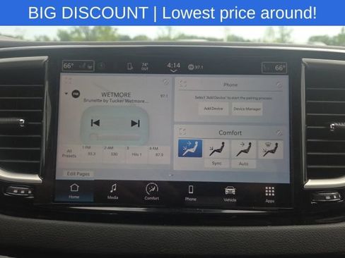 Used 2023 Chrysler Pacifica Touring-L FWD image 35