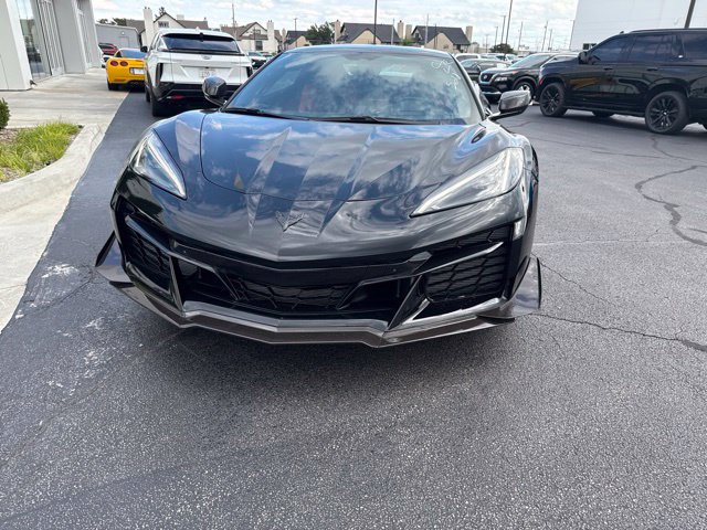 Used 2023 Chevrolet Corvette Z06 w/ Z07 Performance Package RWD image 7