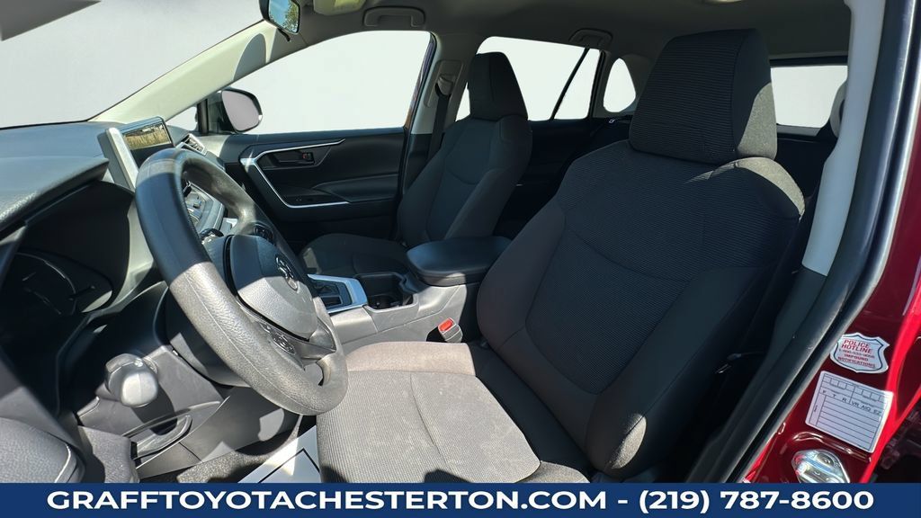 Used 2025 Toyota RAV4 LE FWD image 23