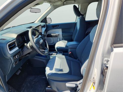 New 2026 Ford Maverick XLT w/ Equipment Group 301A AWD/4WD image 8