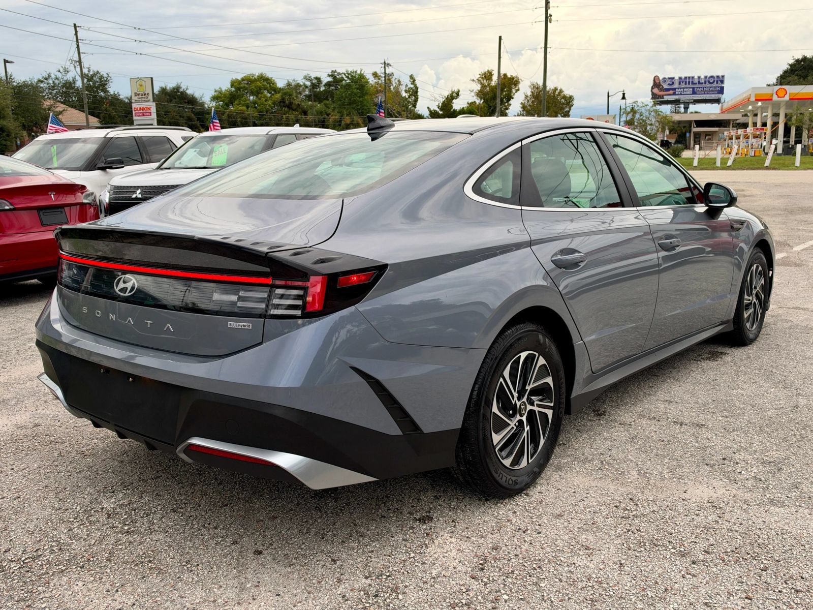 Used 2026 Hyundai Sonata Blue FWD image 4