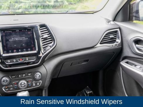 Used 2019 Jeep Cherokee Overland w/ Technology Group AWD/4WD image 50