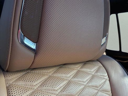 Used 2023 Cadillac Escalade Sport w/ LPO, ONYX Package image 50