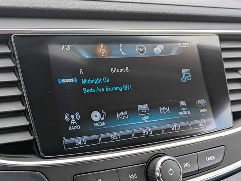 Used 2017 Buick LaCrosse Essence FWD image 26