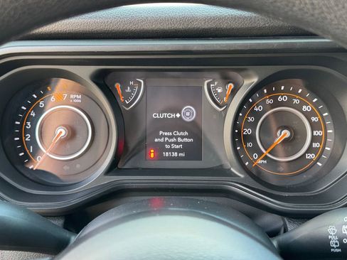 Used 2024 Jeep Wrangler Sport AWD/4WD image 25