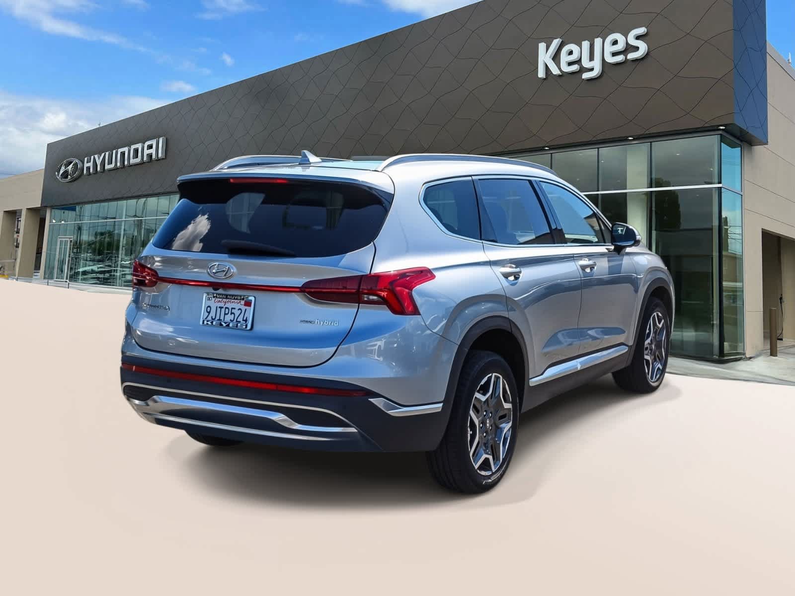 Used 2023 Hyundai Santa Fe Limited w/ Cargo Package AWD/4WD image 4