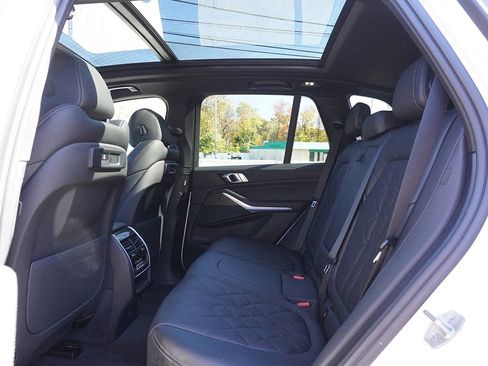 Used 2023 BMW X5 xDrive40i w/ Premium Package image 44