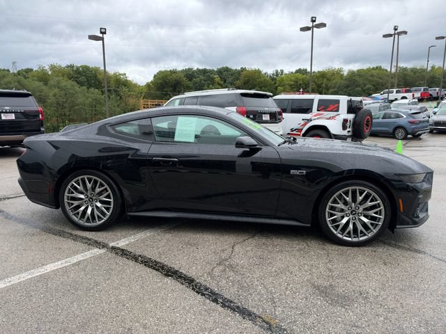 Used 2026 Ford Mustang GT Premium RWD image 8