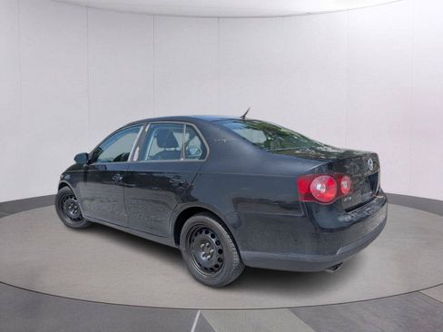 Used 2009 Volkswagen Jetta S FWD image 3