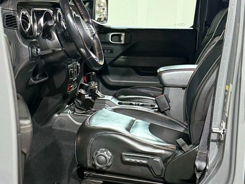 Used 2021 Jeep Wrangler Unlimited Rubicon image 37