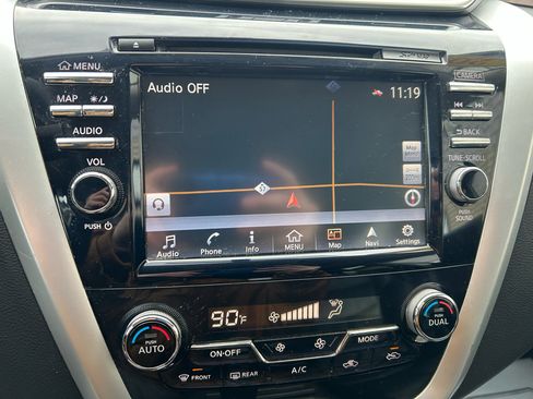 Used 2017 Nissan Murano Platinum image 22