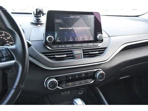 Used 2024 Nissan Altima 2.5 SR image 15