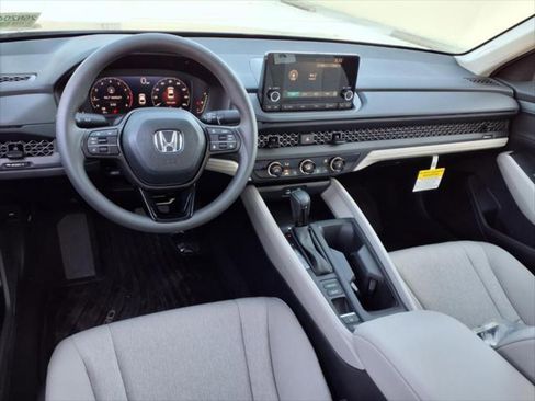 New 2025 Honda Accord LX image 9