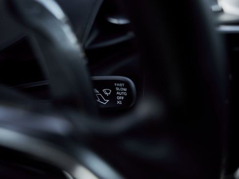 Used 2023 McLaren Artura image 47