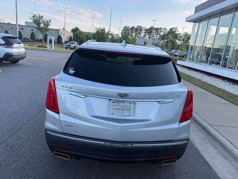 Used 2017 Cadillac XT5 Luxury w/ Driver Awareness Package AWD/4WD image 7
