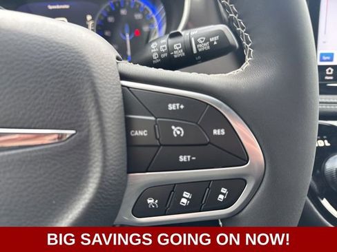 New 2026 Chrysler Pacifica Select image 22