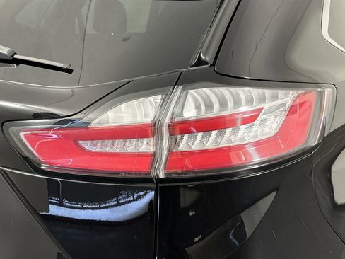 Used 2024 Ford Edge SEL w/ Convenience Package image 25